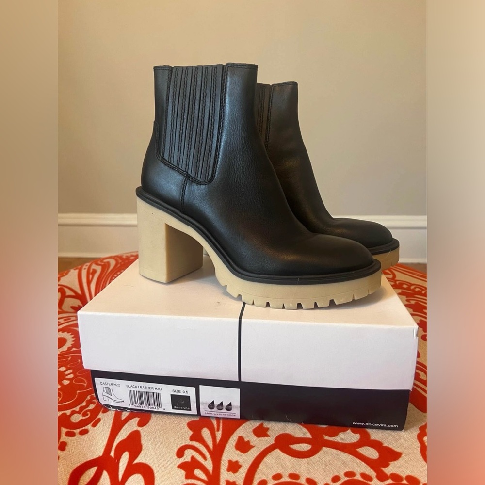 NIB - Dolce Vita Caster H2O Boot